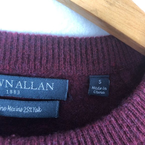 Brown Allan Women's Size Small Burgundy Merino Wool Yak Tie Sleeve Knit Sweater - Picture 6 of 8